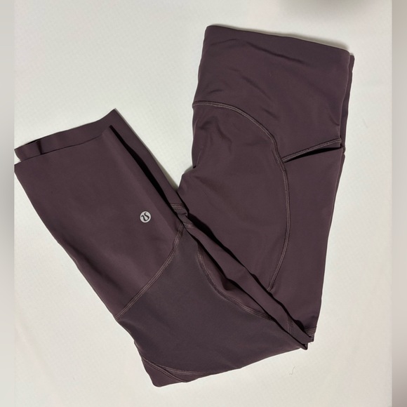 Lululemon Leggings (with pockets) - Picture 2 of 8